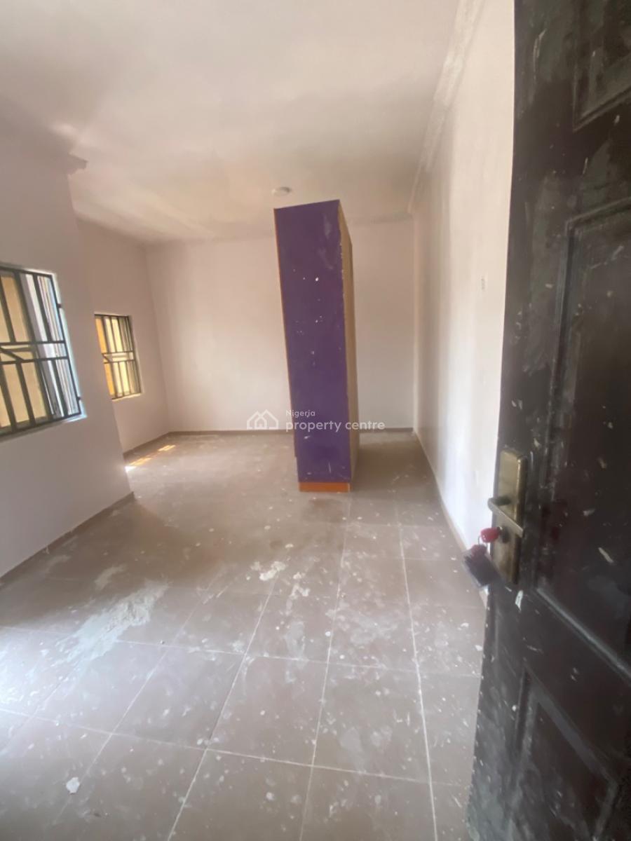 Luxuriously and Spacious Mini Flat, 13b, Segun Street, Sangotedo, Ajah, Lagos, Mini Flat (room and Parlour) for Rent