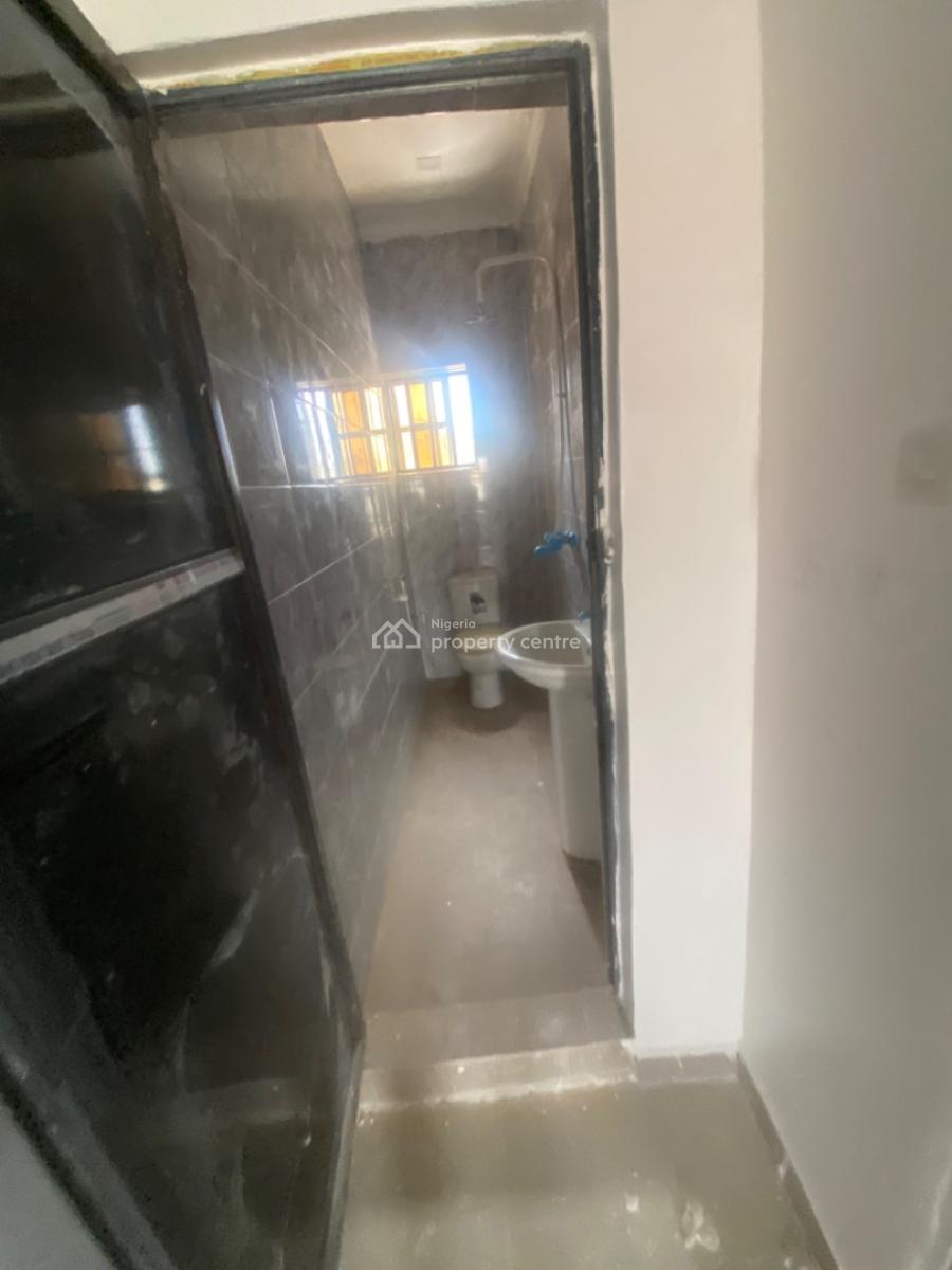 Luxuriously and Spacious Mini Flat, 13b, Segun Street, Sangotedo, Ajah, Lagos, Mini Flat (room and Parlour) for Rent