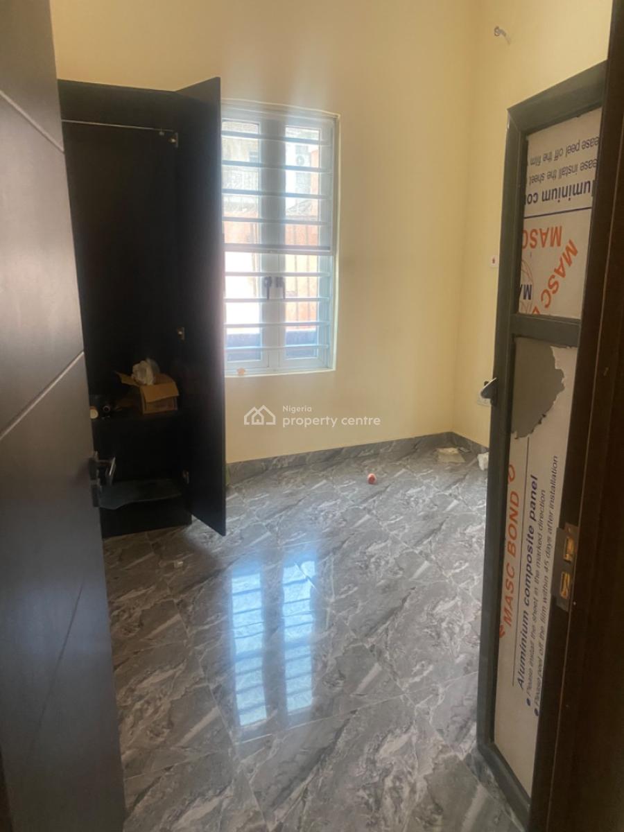 Luxuriously and Spacious Nice 2 Bedroom Flat, 13b, Segun Street, Sangotedo, Ajah, Lagos, House for Rent