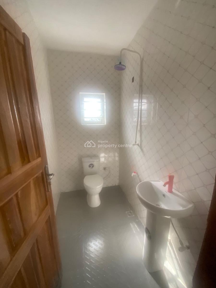 Luxuriously and Spacious Nice 2 Bedroom Flat, 13b, Segun Street Malete, Imalete Alafia, Ibeju Lekki, Lagos, House for Rent