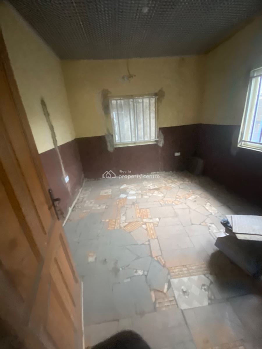 Luxuriously Spacious Nice Self Contain, No 23 Off Rafiu Street Abijo, Abijo, Lekki, Lagos, Self Contain (single Rooms) for Rent