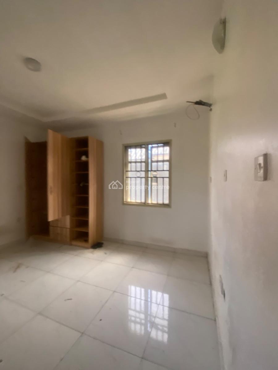 Luxuriously Spacious Nice Sharp 3bedroom Flat, No. 23, Off Rafiu Street, Sangotedo, Ajah, Lagos, Semi-detached Duplex for Rent