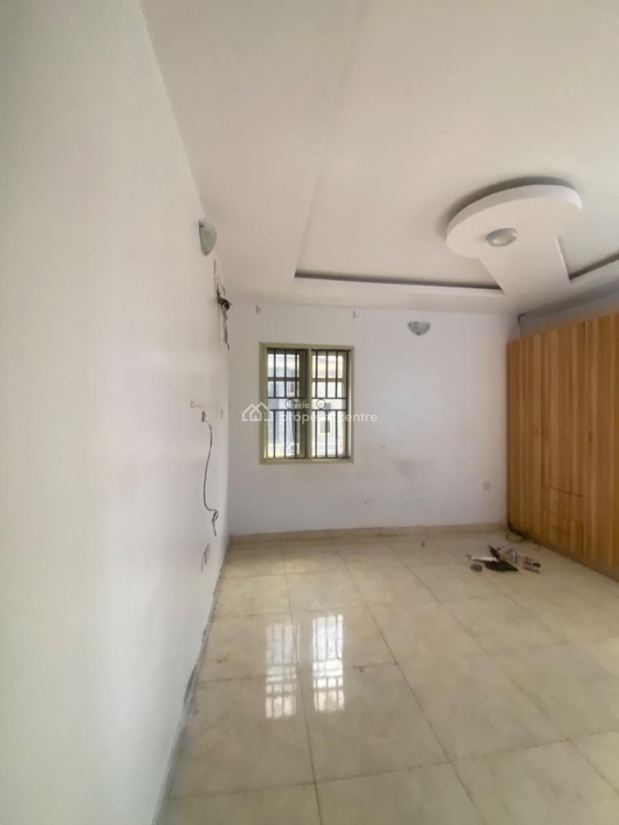 Luxuriously Spacious Nice Sharp 3bedroom Flat, No. 23, Off Rafiu Street, Sangotedo, Ajah, Lagos, Semi-detached Duplex for Rent