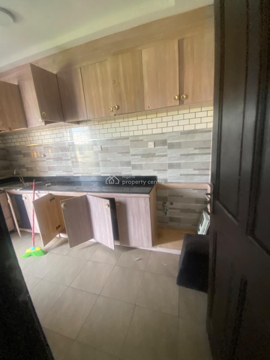 Luxuriously Spacious Nice Sharp 3bedroom Flat, No. 23, Off Rafiu Street, Sangotedo, Ajah, Lagos, Semi-detached Duplex for Rent