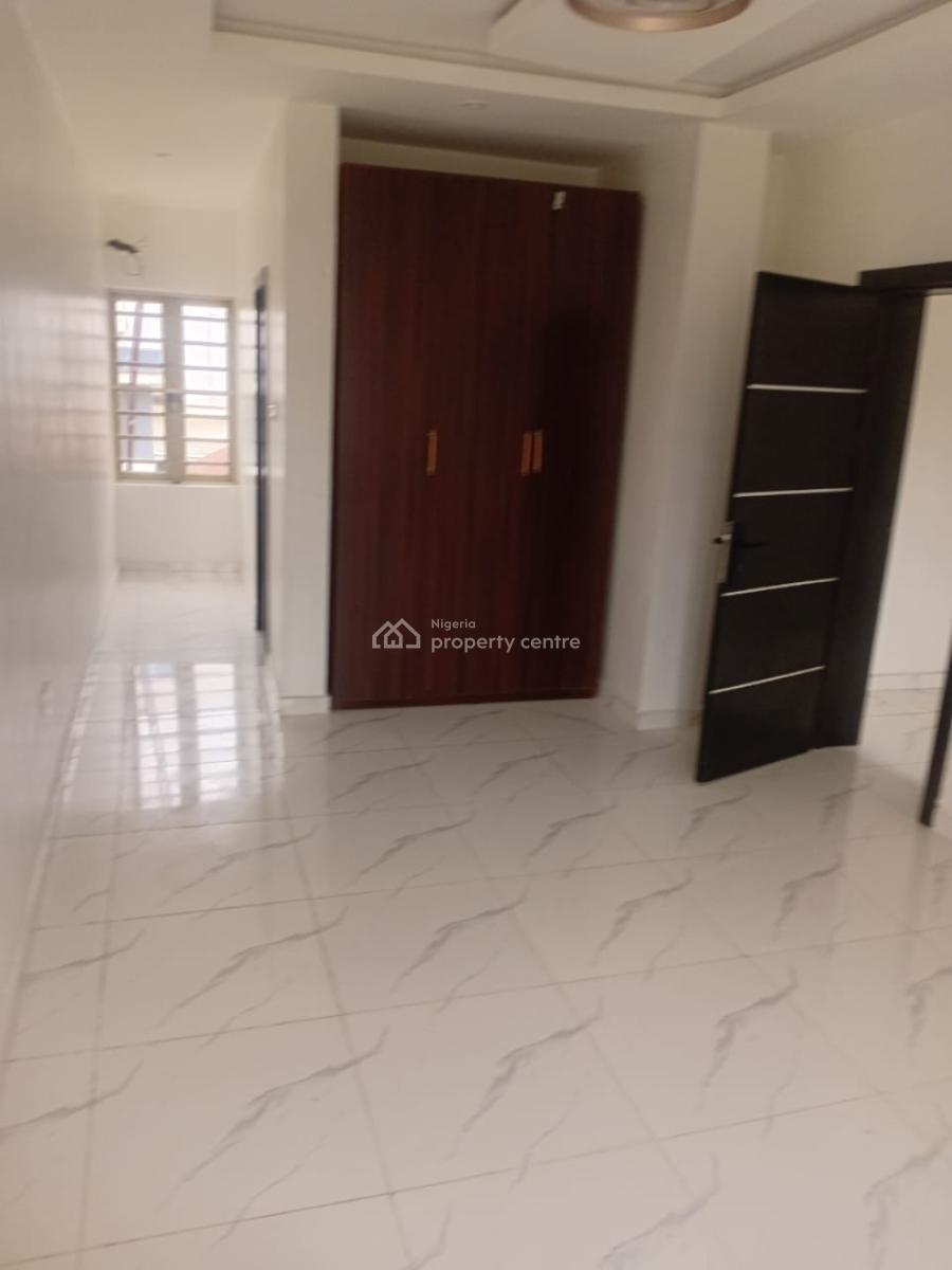New Luxury 3 Bedroom + Bq, Yaba, Lagos, Semi-detached Duplex for Rent