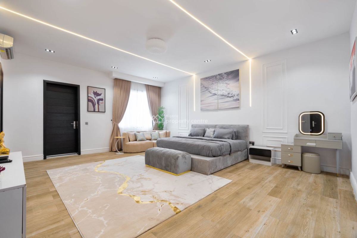 Luxury 4 Bedrooms Apartment, Lekki Phase 1, Lekki, Lagos, Flat / Apartment Short Let