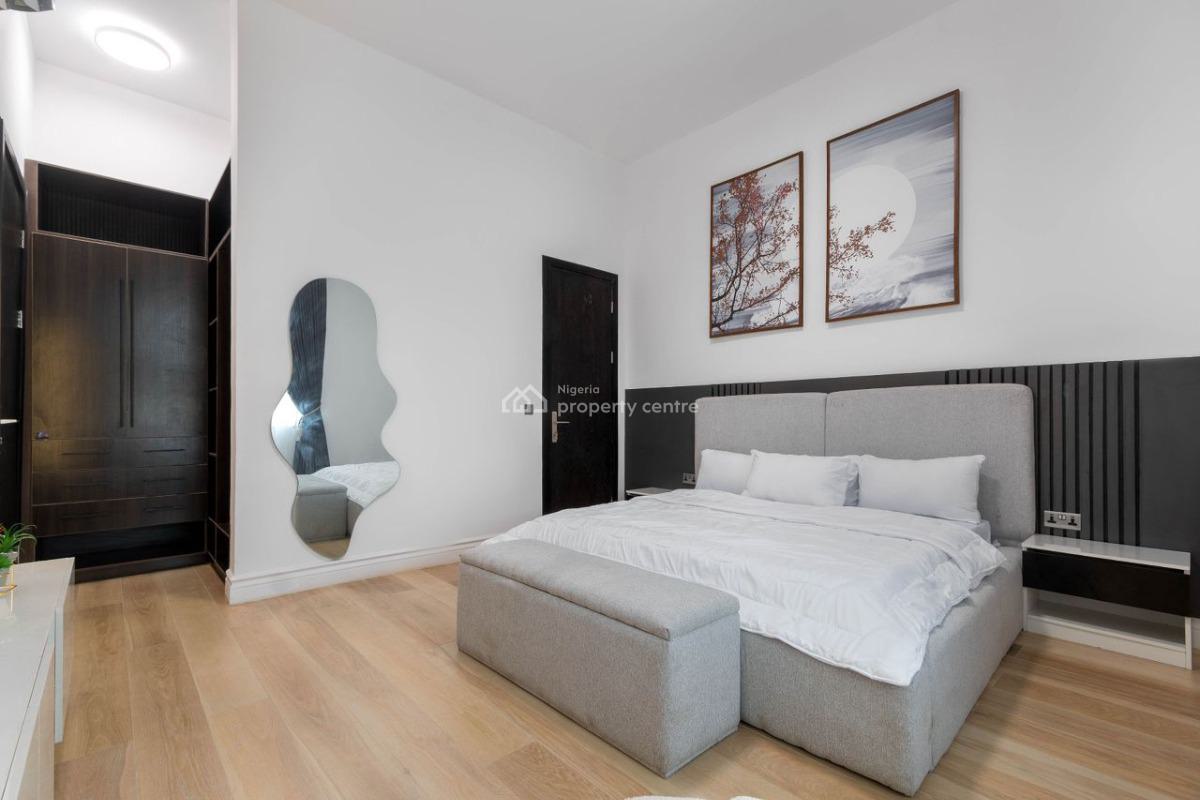 Luxury 4 Bedrooms Apartment, Lekki Phase 1, Lekki, Lagos, Flat / Apartment Short Let