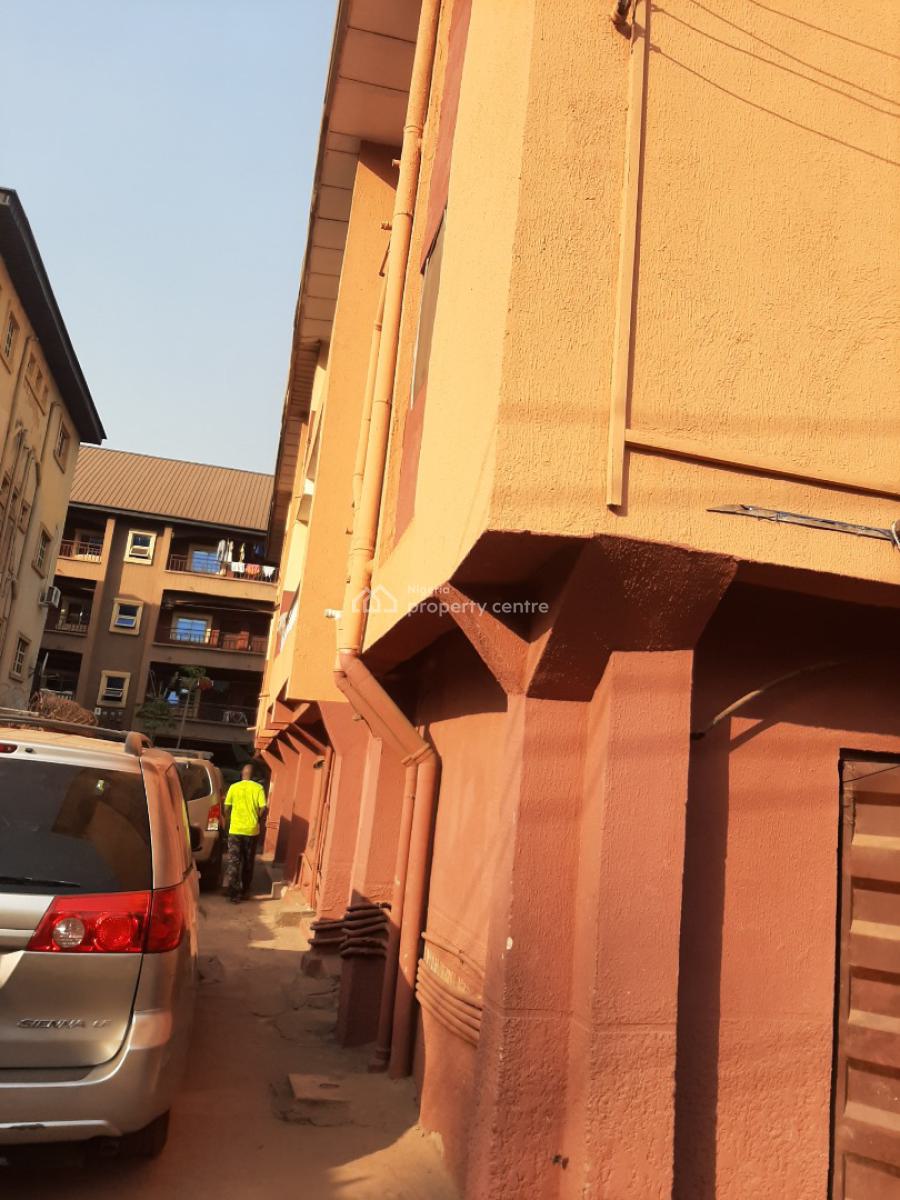 Luxurious 6 Flat of 3 Bedroom, Ugbene 1 Off Cornerstone, Abakpa Nike, Enugu, Enugu, Flat / Apartment for Sale