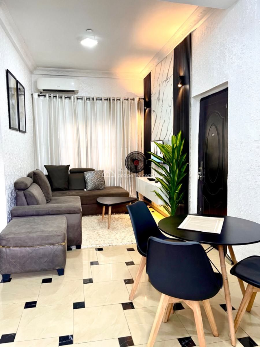 Cozy 2 Bedroom Apartment, Ajao Estate Airport Road, Ikeja, Lagos, Flat / Apartment Short Let