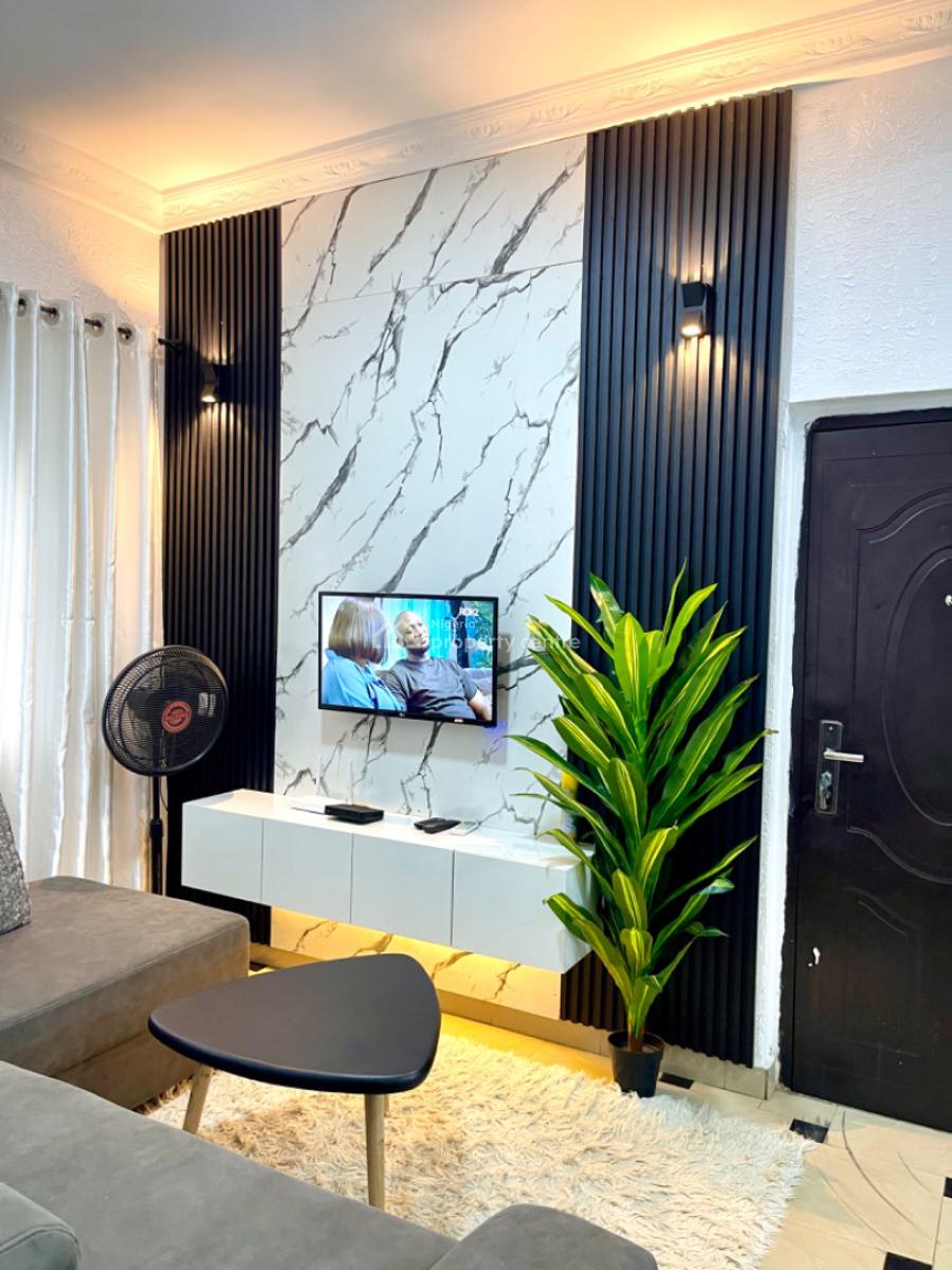 Cozy 2 Bedroom Apartment, Ajao Estate Airport Road, Ikeja, Lagos, Flat / Apartment Short Let