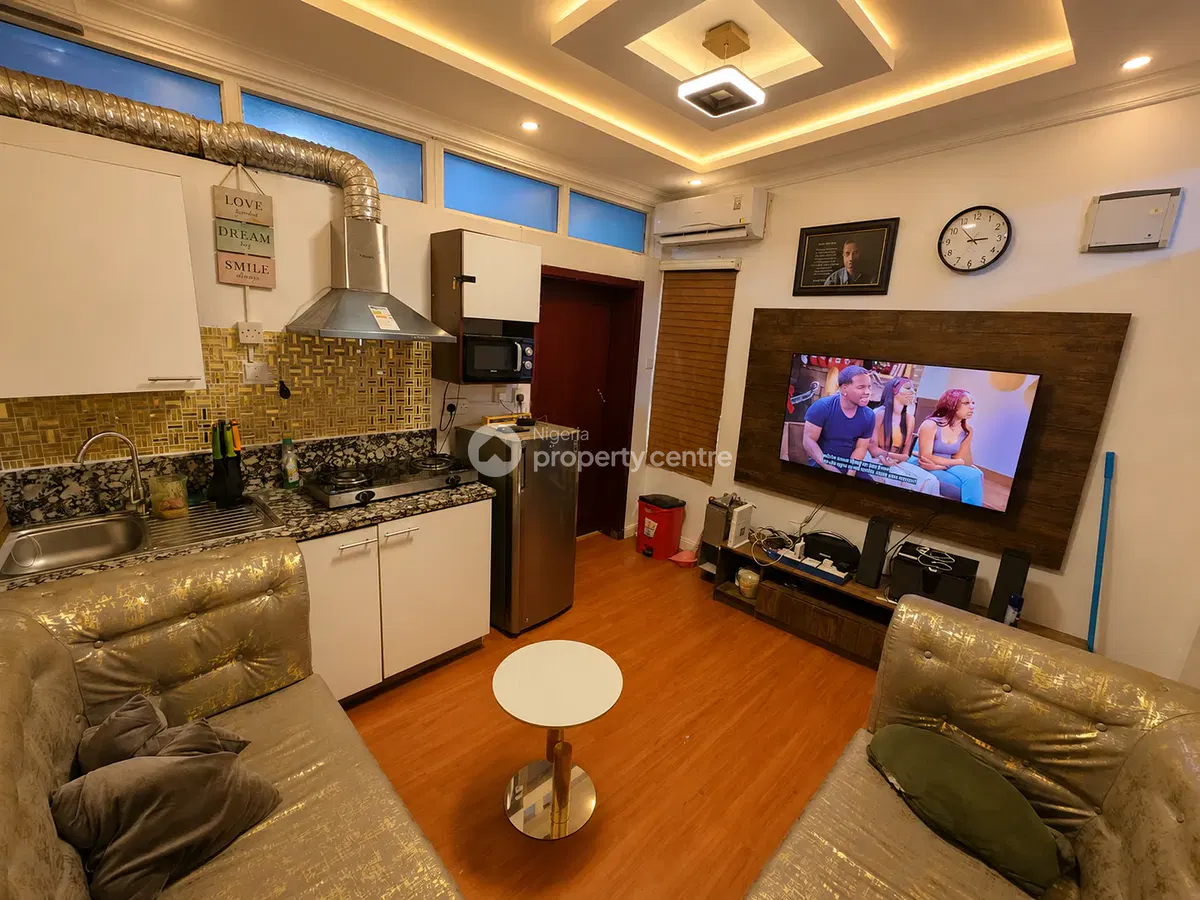 24HR Light One Bedroom Luxury Apartment, Pool, Gym, Play Station 5