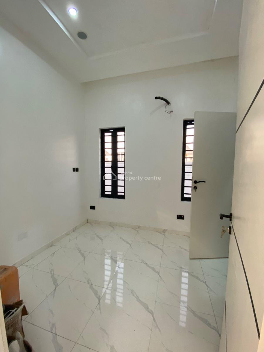 Distressed Luxury 5 Bedroom Fully Detached Duplex with Bq, Sangotedo, Ajah, Lagos, Detached Duplex for Sale