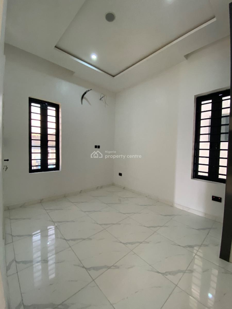 Distressed Luxury 5 Bedroom Fully Detached Duplex with Bq, Sangotedo, Ajah, Lagos, Detached Duplex for Sale