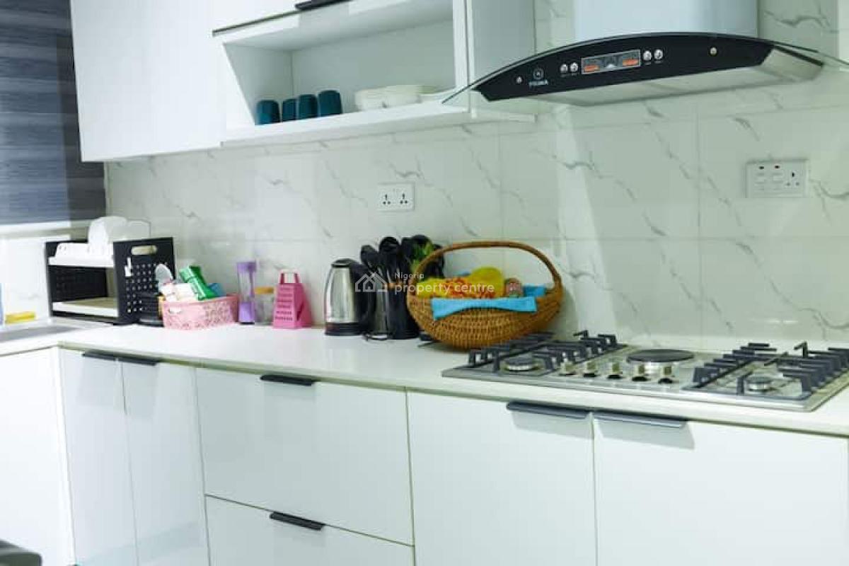 Luxury 4-bedroom Terrace with Bq in a Secured Estate, Bishop Okonkwo Road, Osapa, Lekki, Lagos, Terraced Duplex Short Let