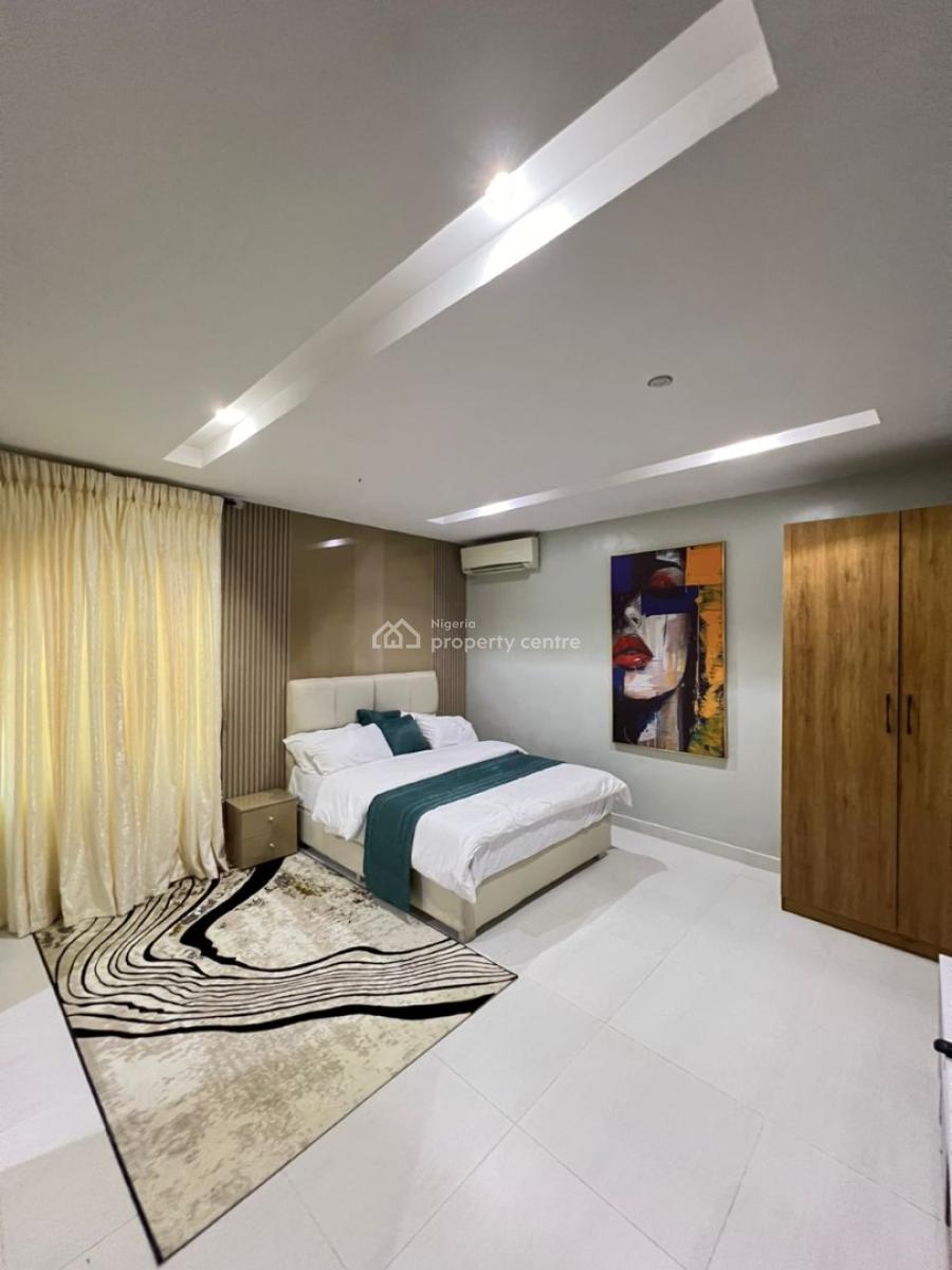 Newly Luxurious 2 Bedroom with Private Pool & Spa with Ps5 & for Party, Lekki Phase 1, Lekki, Lagos, Flat / Apartment Short Let