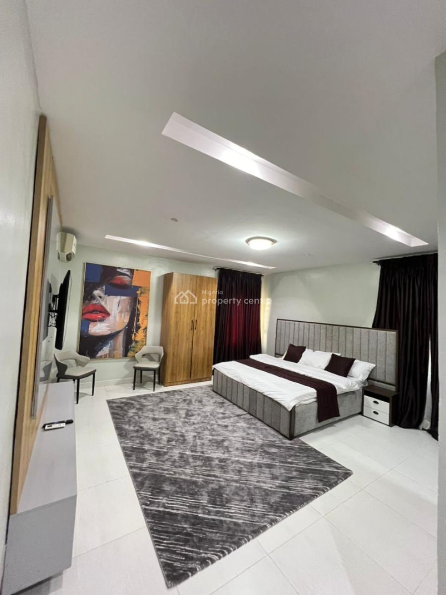 Newly Luxurious 2 Bedroom with Private Pool & Spa with Ps5 & for Party, Lekki Phase 1, Lekki, Lagos, Flat / Apartment Short Let