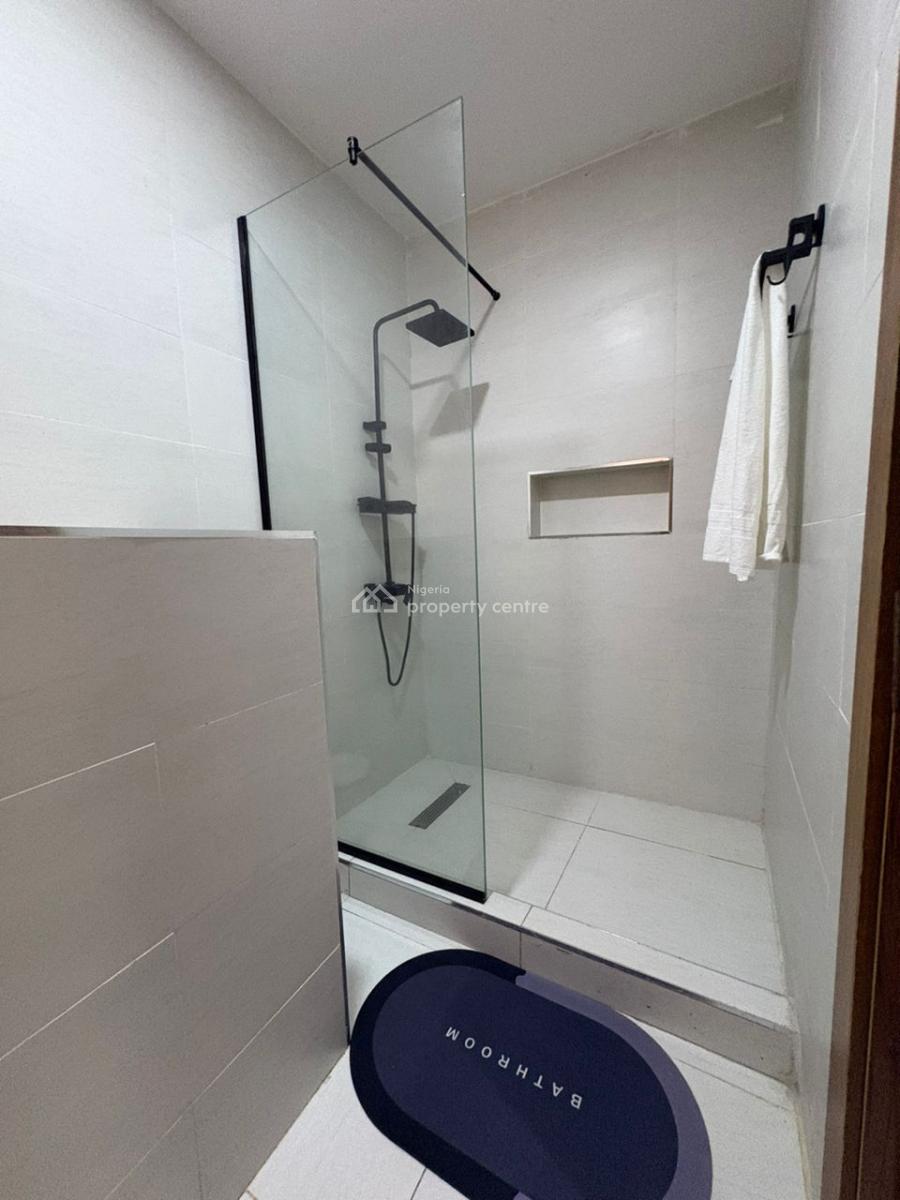 Newly Luxurious 2 Bedroom with Private Pool & Spa with Ps5 & for Party, Lekki Phase 1, Lekki, Lagos, Flat / Apartment Short Let