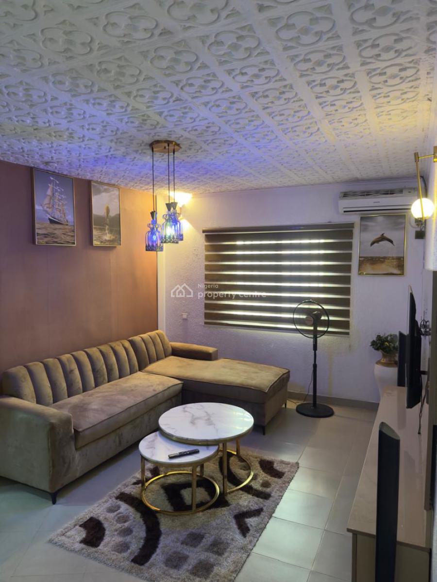 Amazing Mini Flat, Golden Spring, Olokonla, Ajah, Lagos, Mini Flat (room and Parlour) Short Let