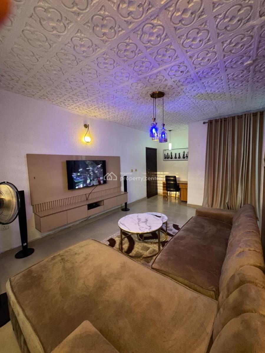 Amazing Mini Flat, Golden Spring, Olokonla, Ajah, Lagos, Mini Flat (room and Parlour) Short Let