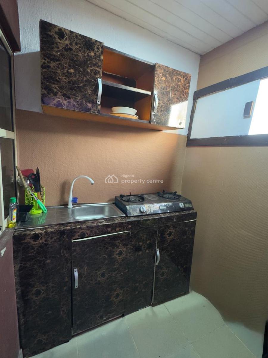 Amazing Mini Flat, Golden Spring, Olokonla, Ajah, Lagos, Mini Flat (room and Parlour) Short Let
