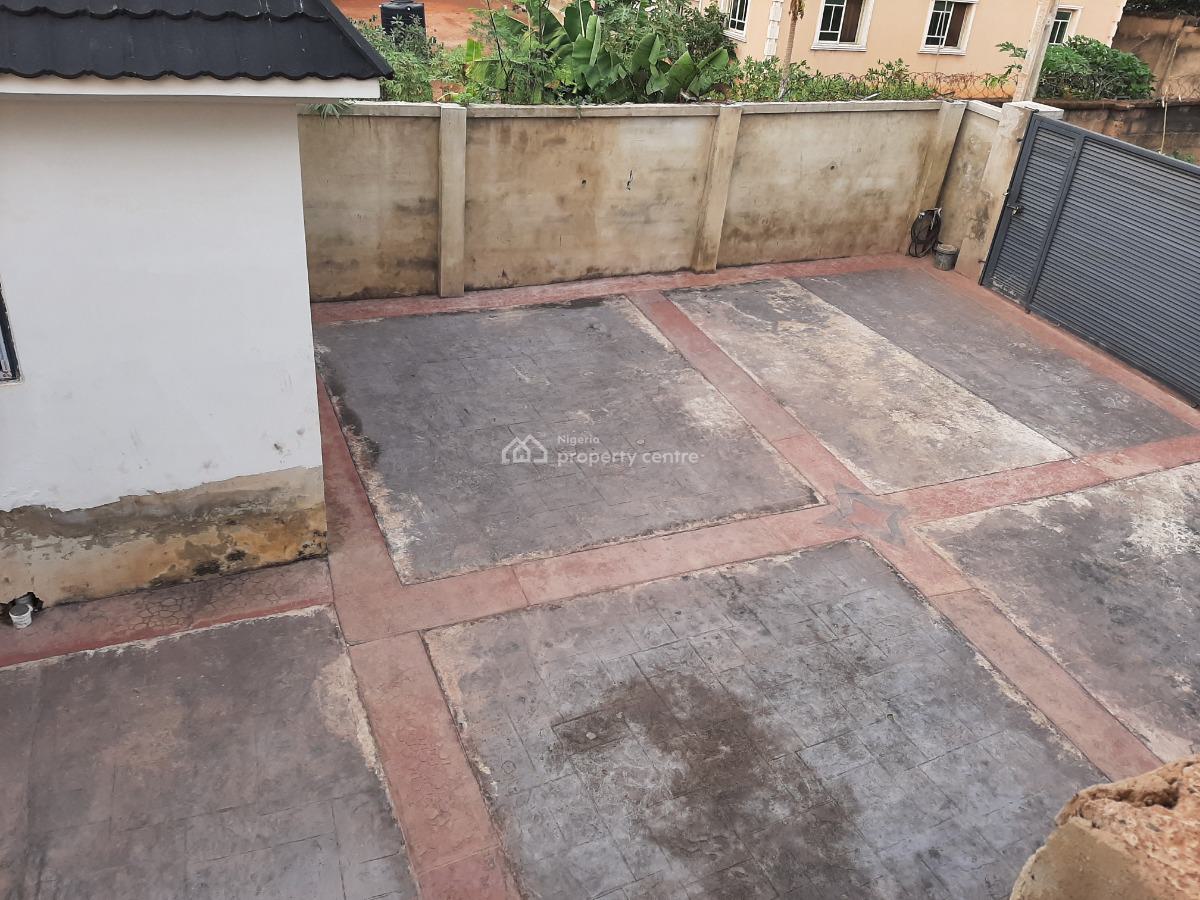 Very Distressed Standard Duplex, Cornerstone, Trans Ekulu, Enugu, Enugu, Detached Duplex for Sale