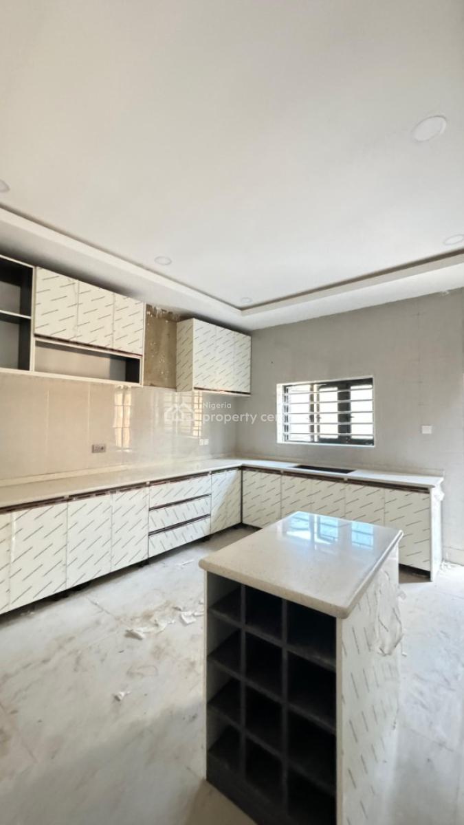 4 Bedrooms Luxury Semi Detached Duplex and a Bq, Behind Nnpc Filling Station, Guzape District, Abuja, Semi-detached Duplex for Sale