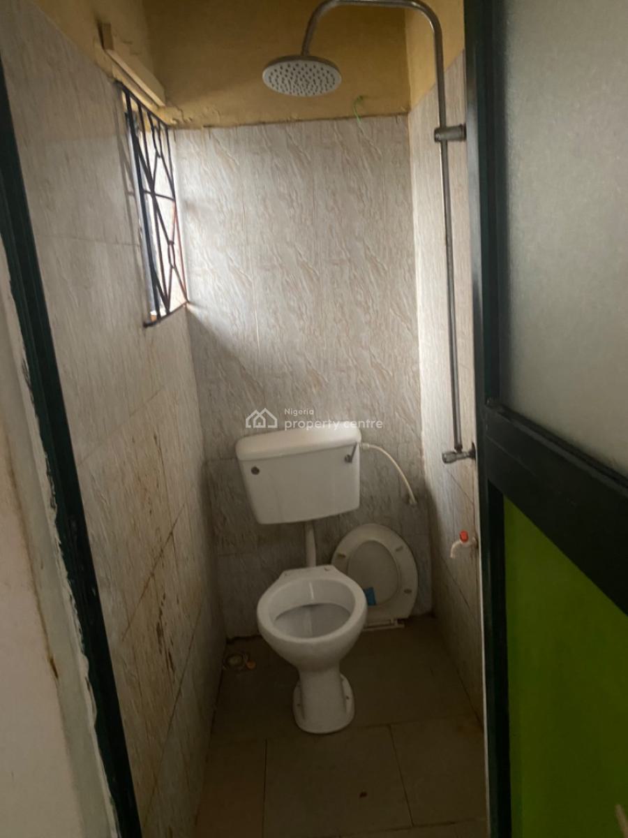 Luxuriously  Nice Self Contain Apartments, No. 16a, Adenilun Street Sangotedo, Sangotedo, Ajah, Lagos, House for Rent