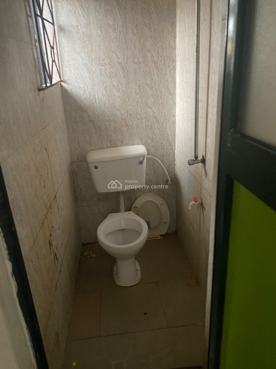 Luxuriously  Nice Self Contain Apartments, No. 16a, Adenilun Street Sangotedo, Sangotedo, Ajah, Lagos, House for Rent