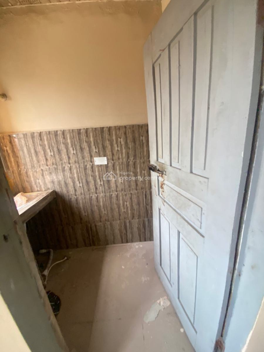Luxuriously  Nice Spacious Self Contain  Apartments, No. 16a, Adenilun Street Bogije, Bogije, Ibeju Lekki, Lagos, Self Contain (single Rooms) for Rent