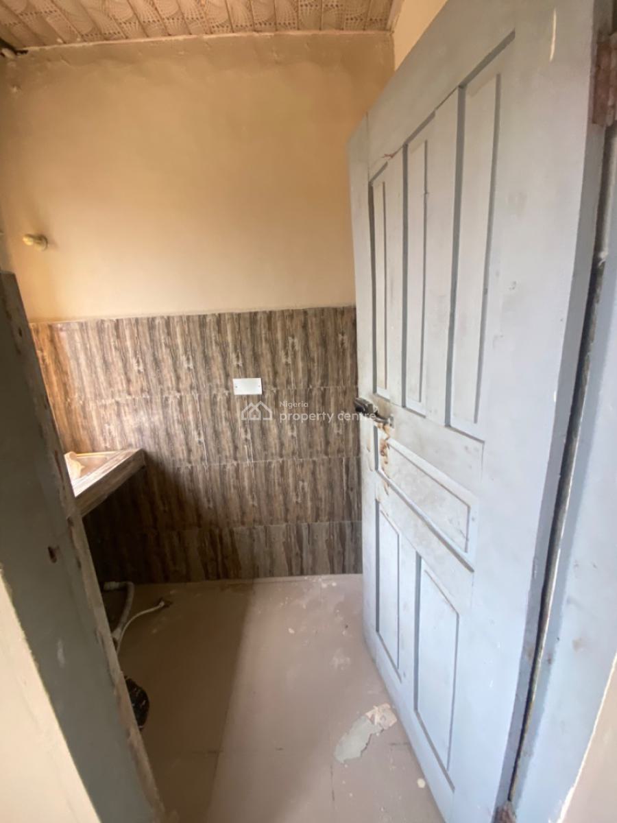 Luxuriously  Nice Spacious Self Contain  Apartments, No. 16a, Adenilun Street Bogije, Bogije, Ibeju Lekki, Lagos, Self Contain (single Rooms) for Rent