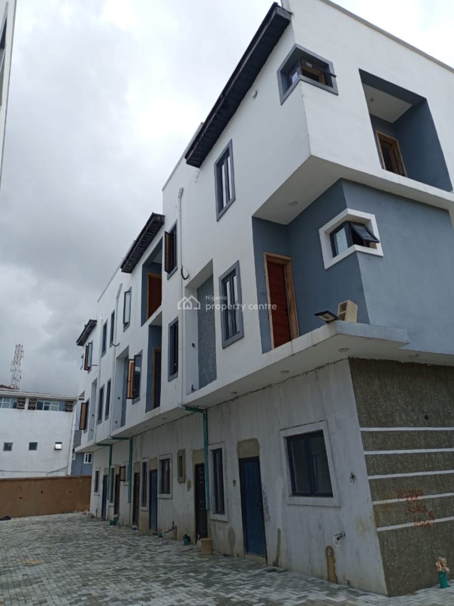4 Units of Luxury 4-bedroom Terrace Duplexes on 1,700sqm @ Lekki Phase, Lekki Phase 1, Lekki, Lagos, Terraced Duplex for Sale