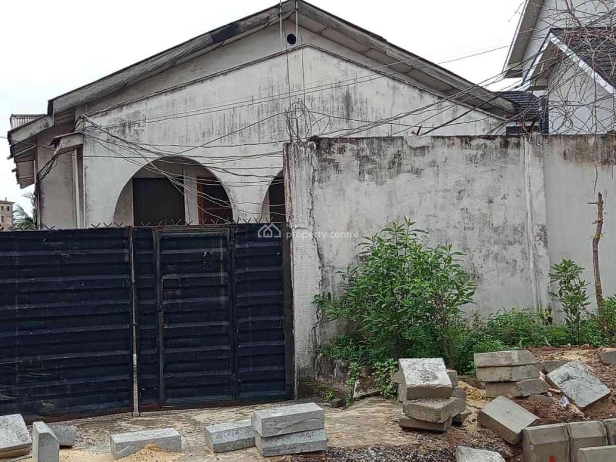 Property on Full Plot of Land, Corona/obanikoro, Anthony, Maryland, Lagos, Residential Land for Sale