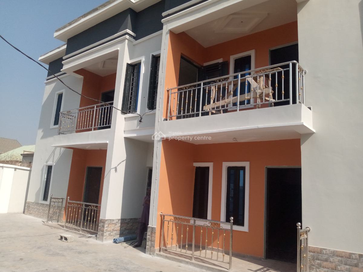 Luxury 2bedroom at F14 Estate Kubwa, F14 Estate Kubwa, Kubwa, Abuja, Flat / Apartment for Rent