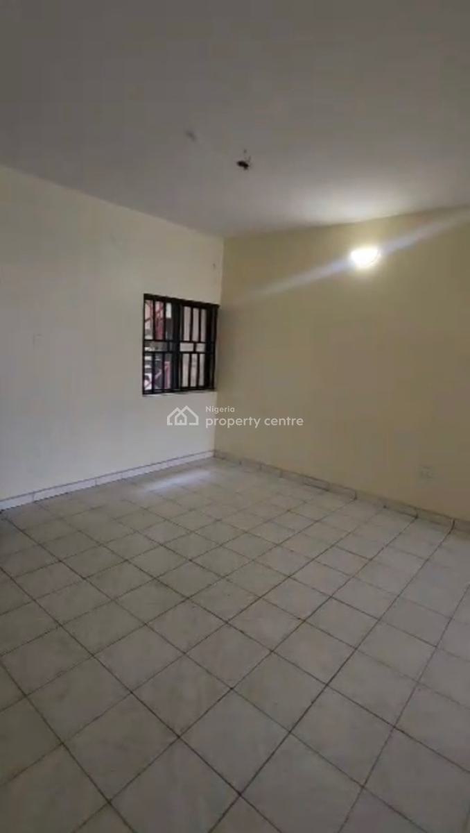 Well Spacious 2 Bedroom Apartment, Wuye, Abuja, Flat / Apartment for Rent