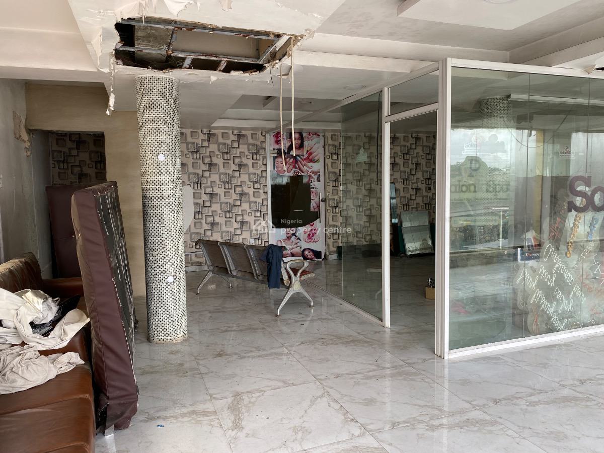 Fully Service 125sqm Open Space Shop, Oba Akran Road, Ikeja, Lagos, Shop for Rent