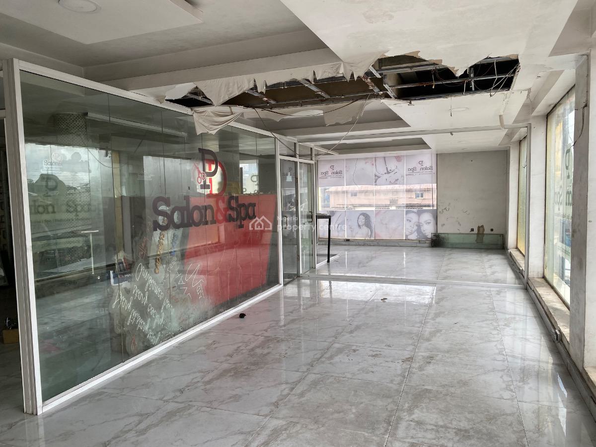 Fully Service 125sqm Open Space Shop, Oba Akran Road, Ikeja, Lagos, Shop for Rent