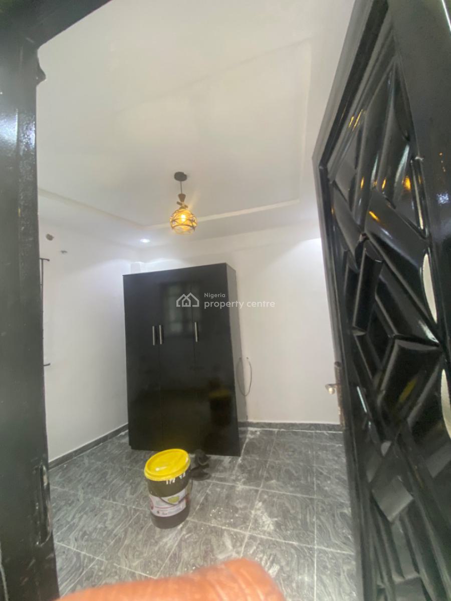 Luxuriously Spacious Self Contain  with Excellent Finishing, No. 13 a, Akin Street, Sangotedo, Ajah, Lagos, Self Contain (single Rooms) for Rent