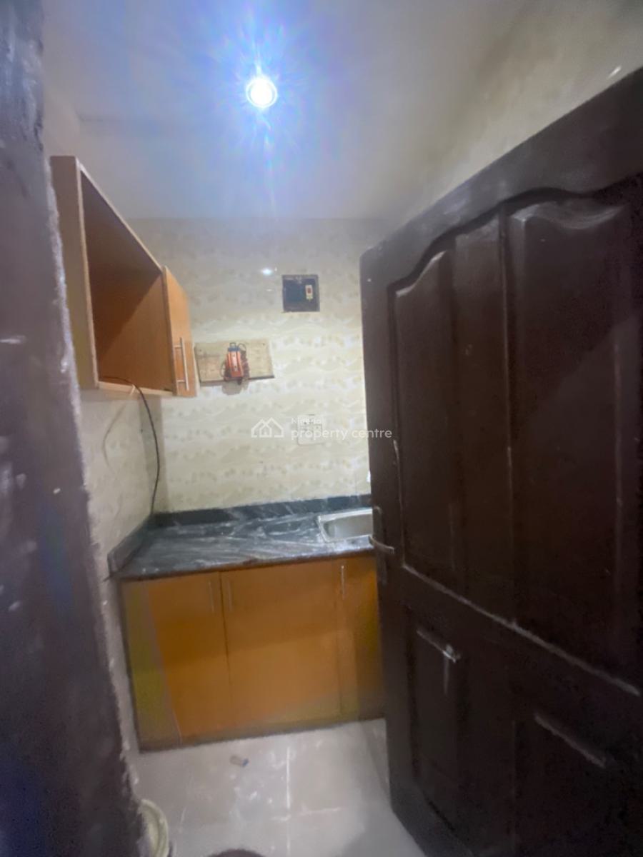 Luxuriously Spacious Self Contain  with Excellent Finishing, No. 13 a, Akin Street, Sangotedo, Ajah, Lagos, Self Contain (single Rooms) for Rent