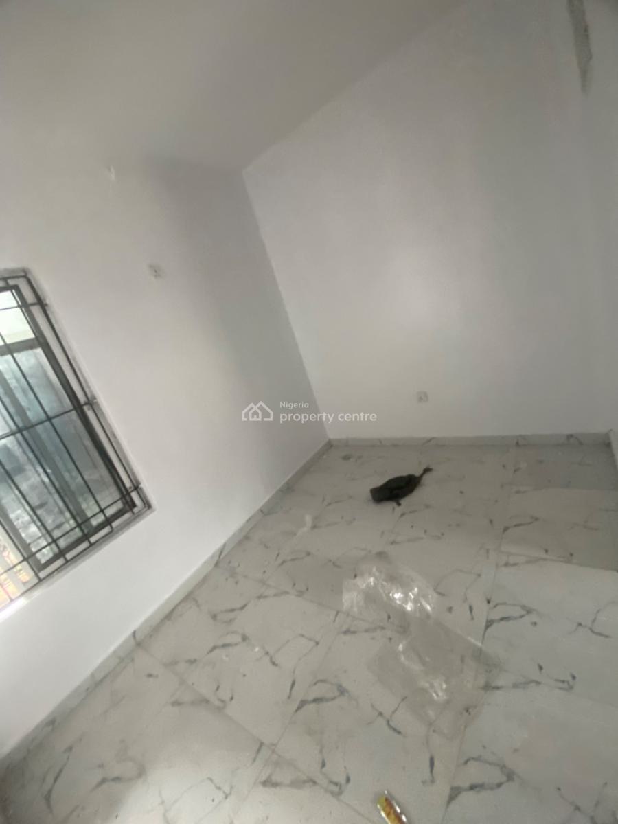 Luxuriously Spacious Standard 2bedroom Flat with Excellent Finishing, No. 13 a, Akin Street Sangotedo, Sangotedo, Ajah, Lagos, House for Rent