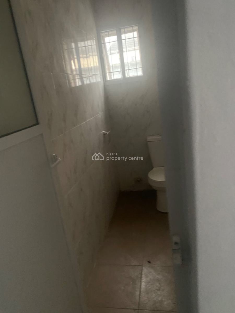 Luxuriously Spacious Standard 2bedroom Flat with Excellent Finishing, No. 13 a, Akin Street Sangotedo, Sangotedo, Ajah, Lagos, House for Rent