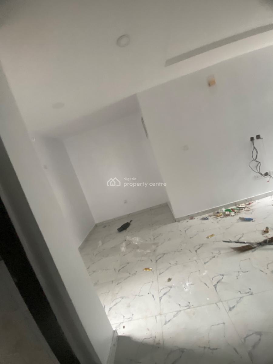 Luxuriously Spacious Standard 2bedroom Flat with Excellent Finishing, No. 13 a, Akin Street Sangotedo, Sangotedo, Ajah, Lagos, House for Rent