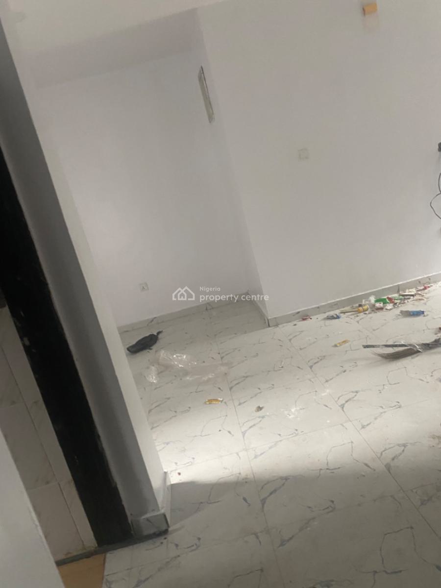 Luxuriously Spacious Standard 2bedroom Flat with Excellent Finishing, No. 13 a, Akin Street Sangotedo, Sangotedo, Ajah, Lagos, House for Rent