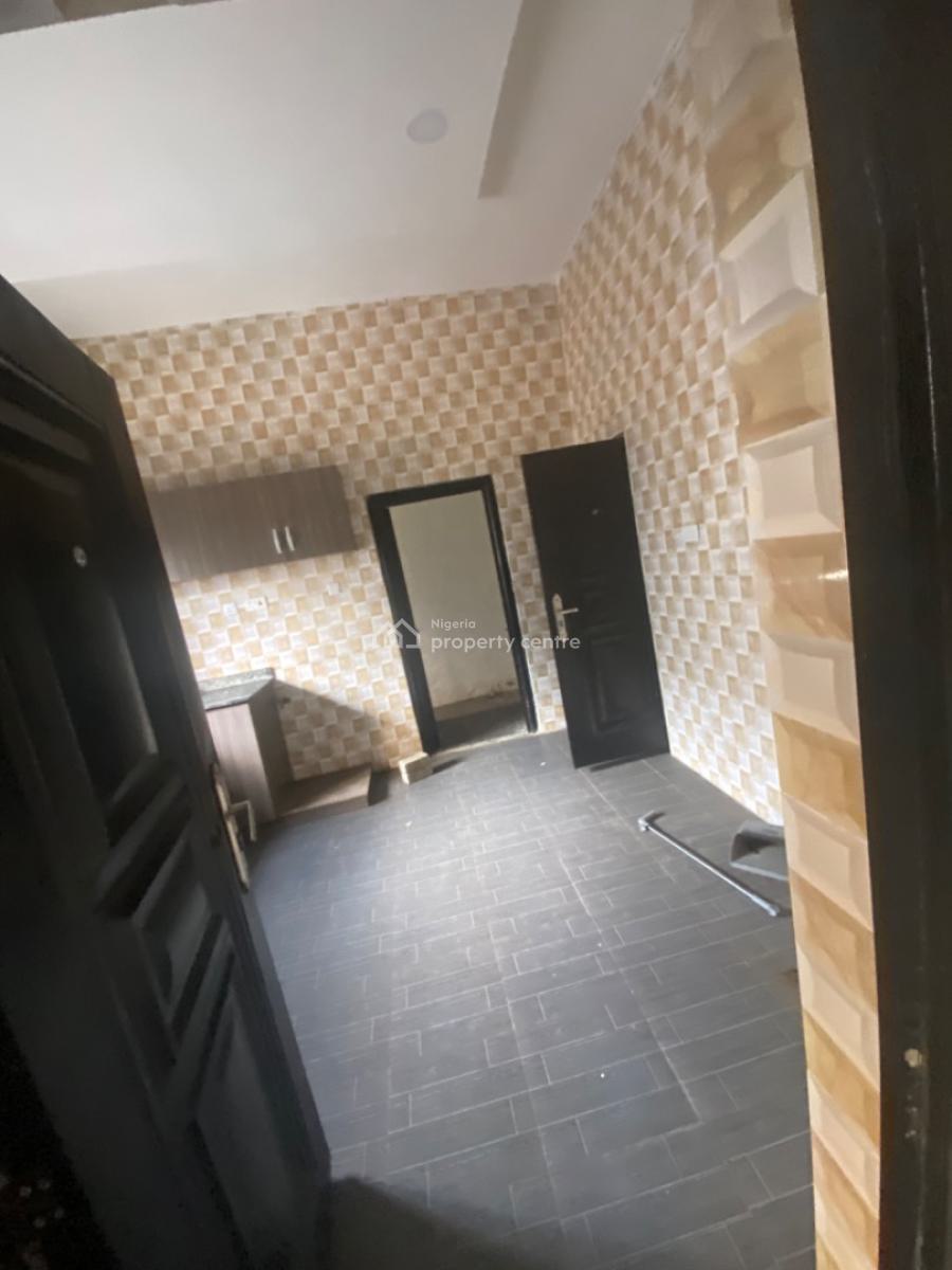 Luxuriously Spacious Standard 3bedroom Flat with Excellent Finishing, No. 13 a, Akin Street, Sangotedo, Ajah, Lagos, House for Rent