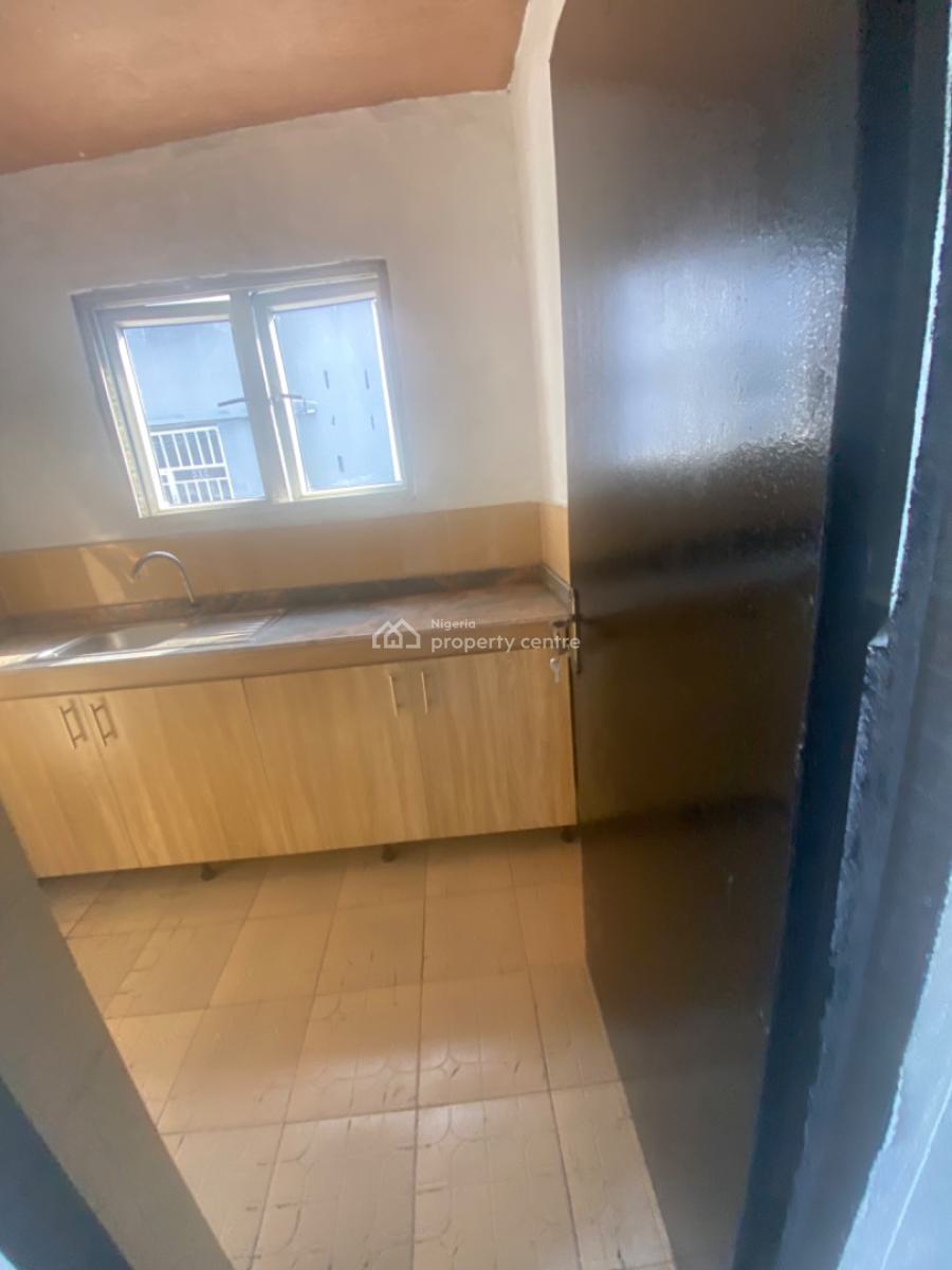 Luxuriously Spacious Studio Apartment, No. 13a, Akin Street, Sangotedo, Ajah, Lagos, Self Contain (single Rooms) for Rent