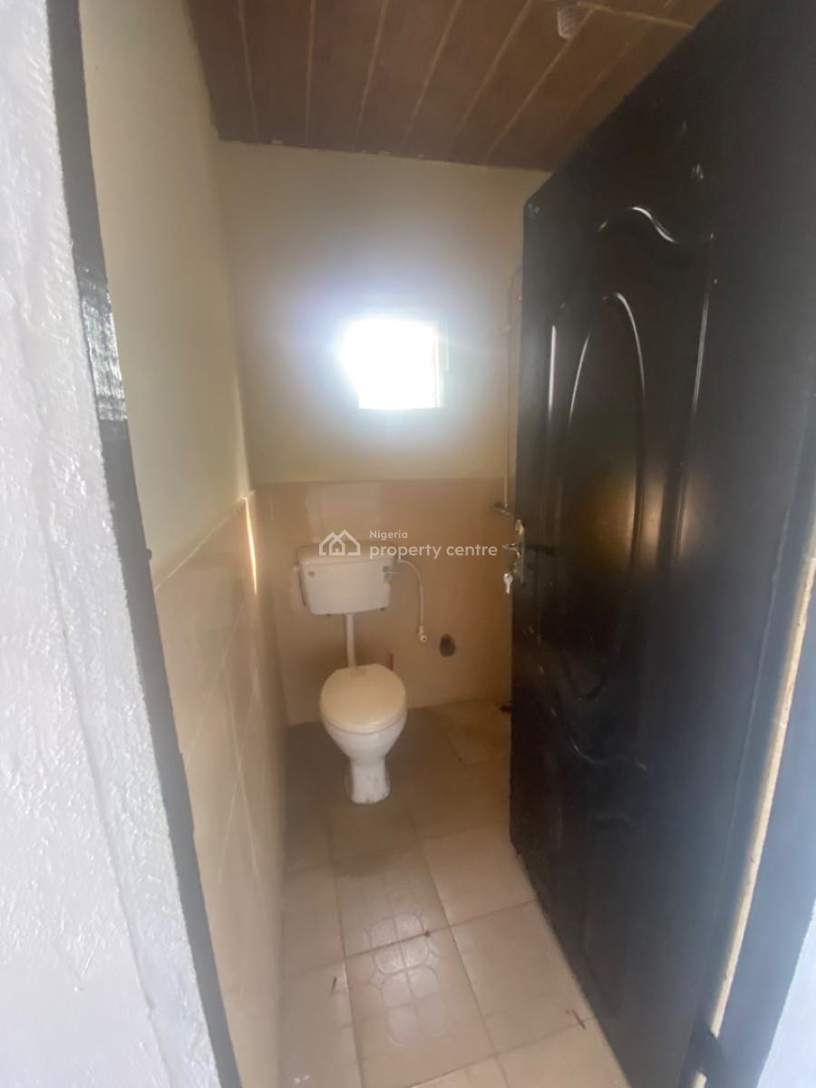 Luxuriously Spacious Studio Apartment, No. 13a, Akin Street, Sangotedo, Ajah, Lagos, Self Contain (single Rooms) for Rent