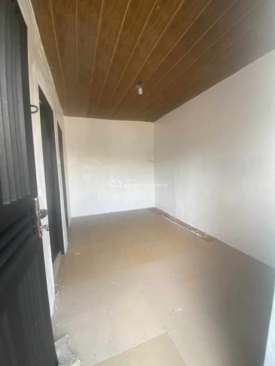 Luxuriously Spacious Studio Apartment, No. 13a, Akin Street, Sangotedo, Ajah, Lagos, Self Contain (single Rooms) for Rent