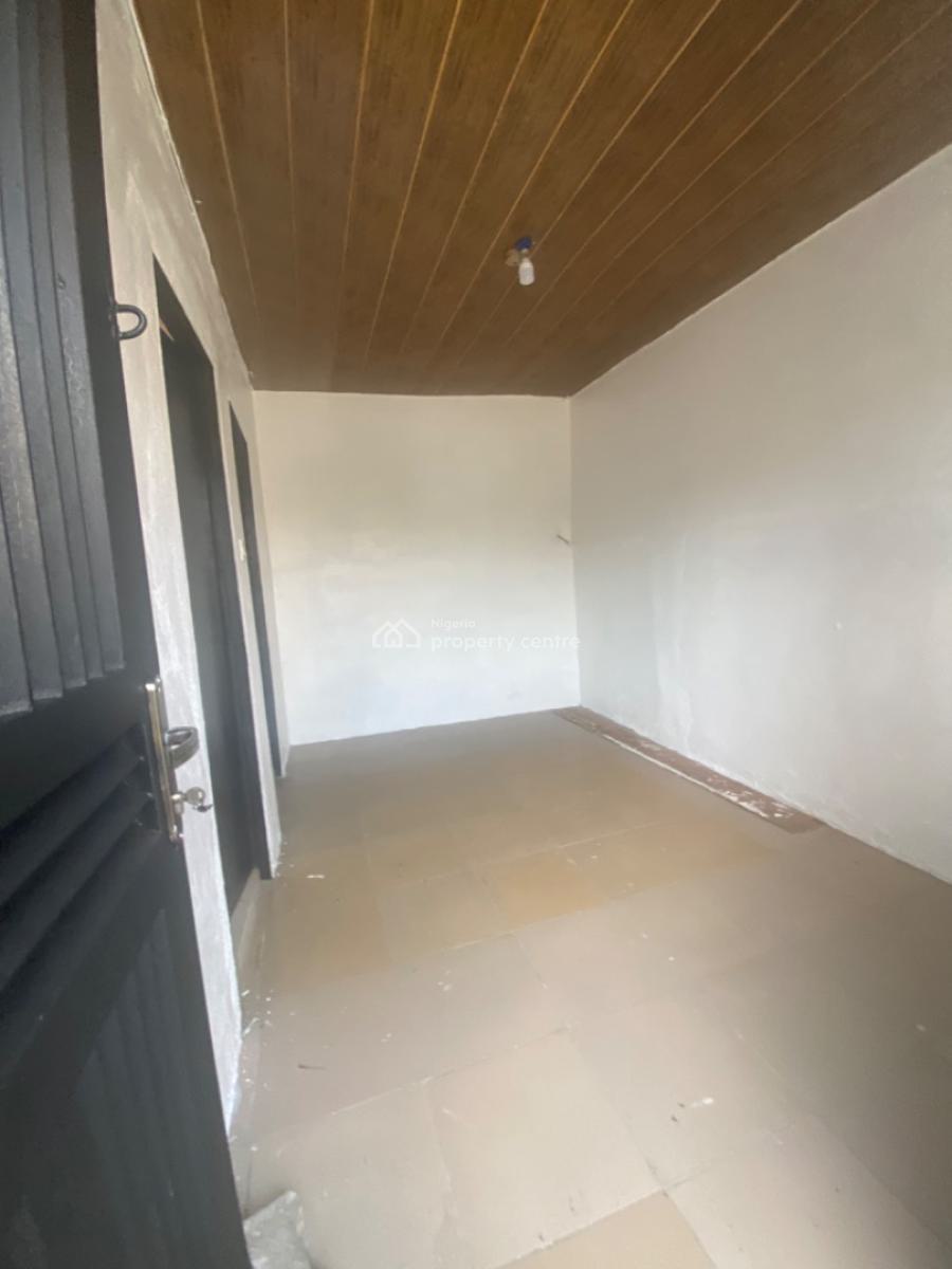 Luxuriously Spacious Studio Apartment, No. 13a, Akin Street, Sangotedo, Ajah, Lagos, Self Contain (single Rooms) for Rent