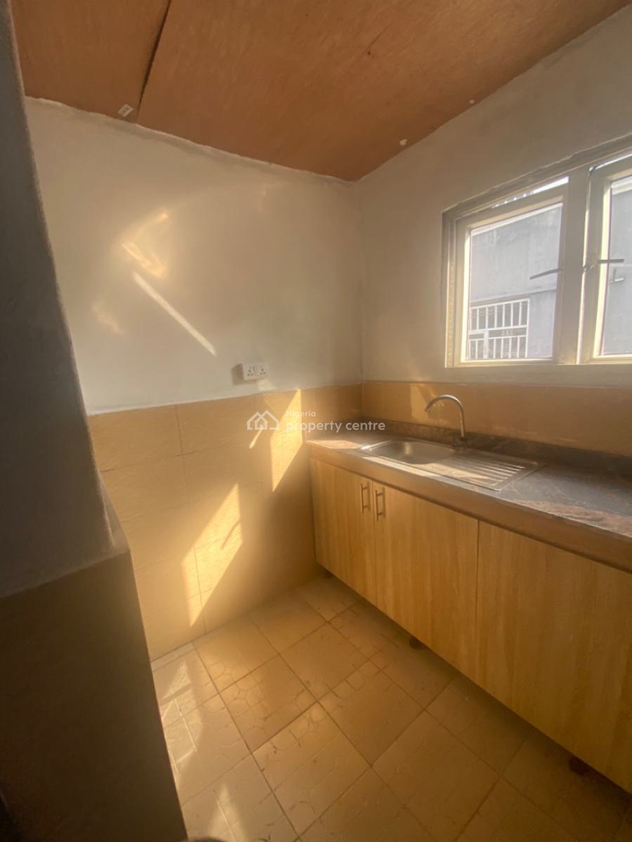 Luxuriously Spacious Studio Apartment, No. 13a, Akin Street, Sangotedo, Ajah, Lagos, Self Contain (single Rooms) for Rent