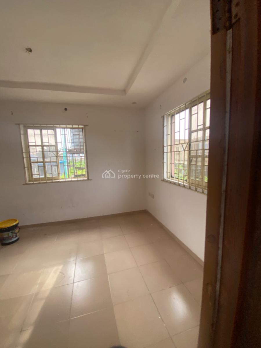 Luxuriously Spacious Mini Flat, No. 13a, Akin Street, Sangotedo, Ajah, Lagos, Mini Flat (room and Parlour) for Rent