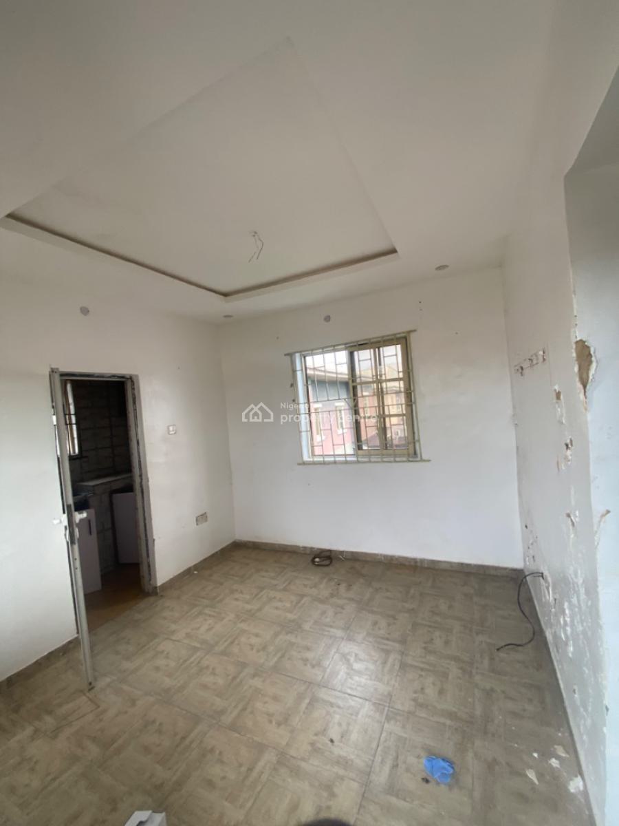 Luxuriously Spacious Mini Flat, No. 13a, Akin Street, Sangotedo, Ajah, Lagos, Mini Flat (room and Parlour) for Rent